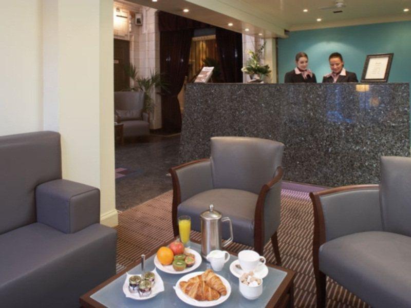 Hotel Abode